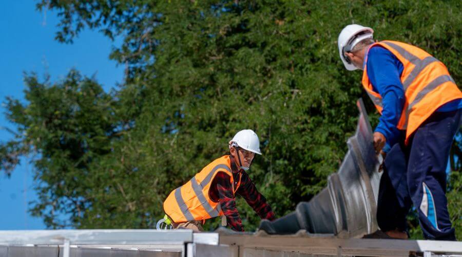 Expert top industrial roofings services in Hardin, MT